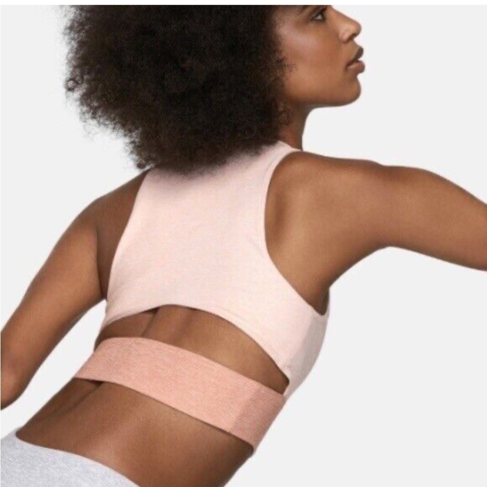 Outdoor voices sports bra